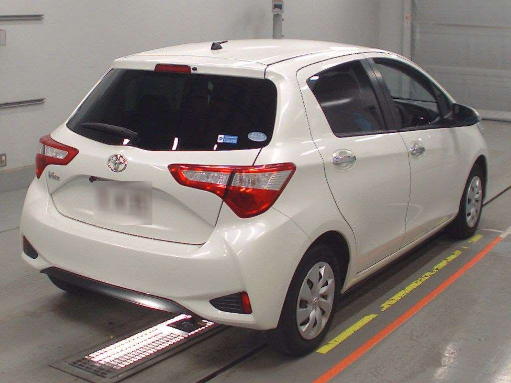 2019 Toyota Vitz KSP130[1]