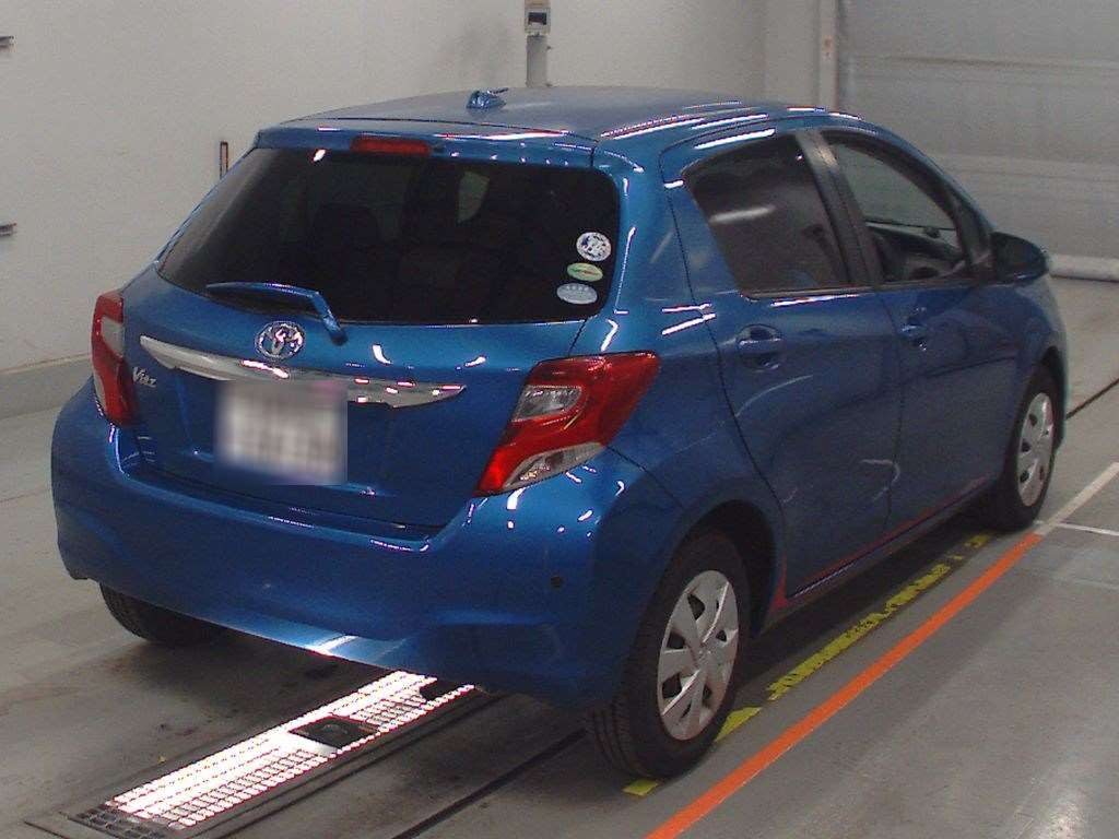 2014 Toyota Vitz KSP130[1]