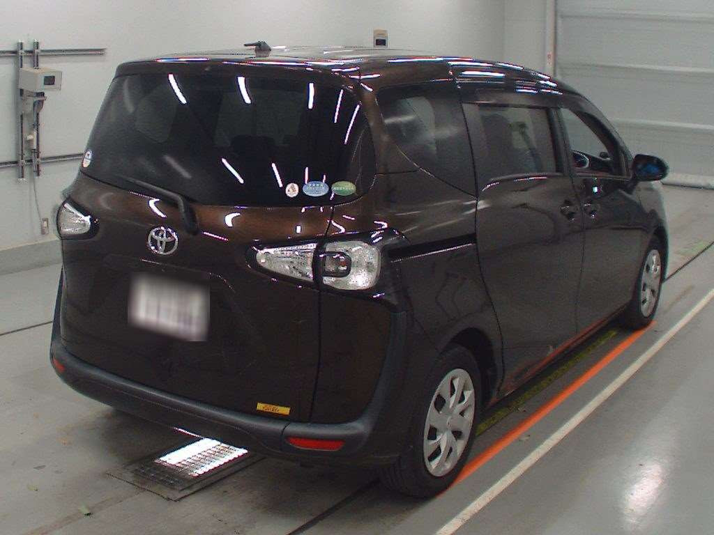 2018 Toyota Sienta NSP170G[1]