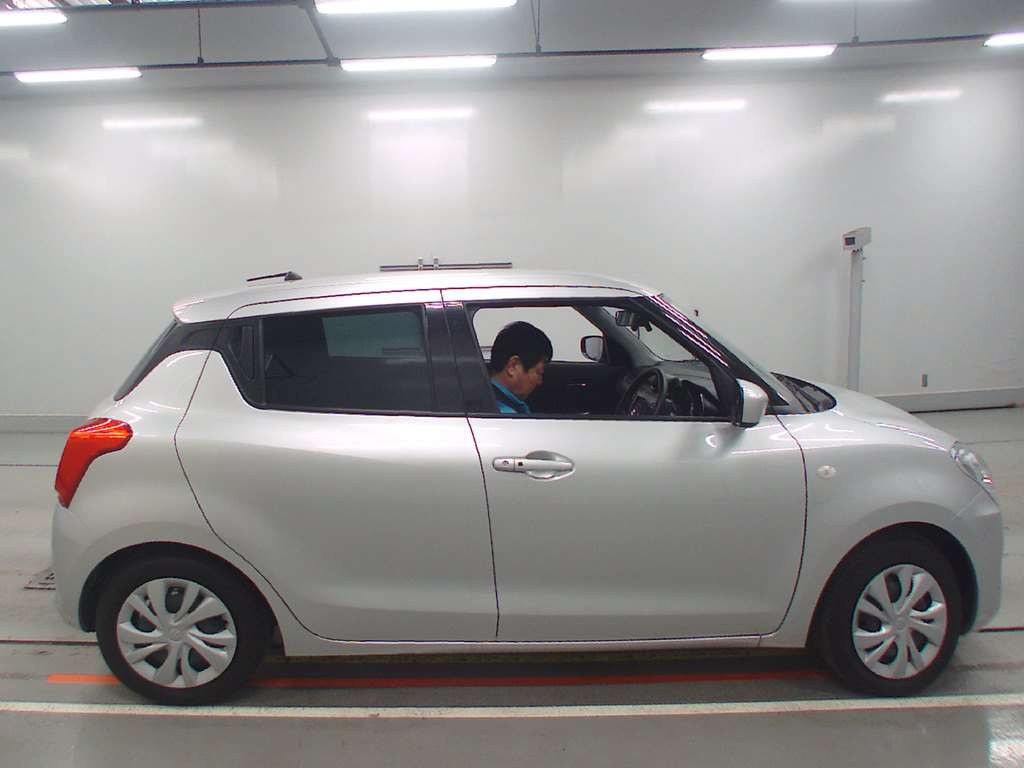 2023 Suzuki Swift ZC83S[2]