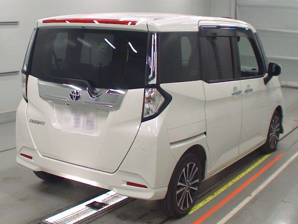 2022 Toyota Roomy M900A[1]