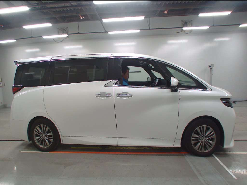 2023 Toyota Alphard AGH40W[2]