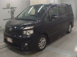 2010 Toyota Voxy