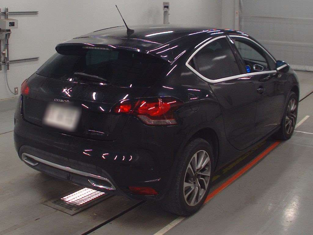 2013 Citroen DS4 B7C5F06S[1]