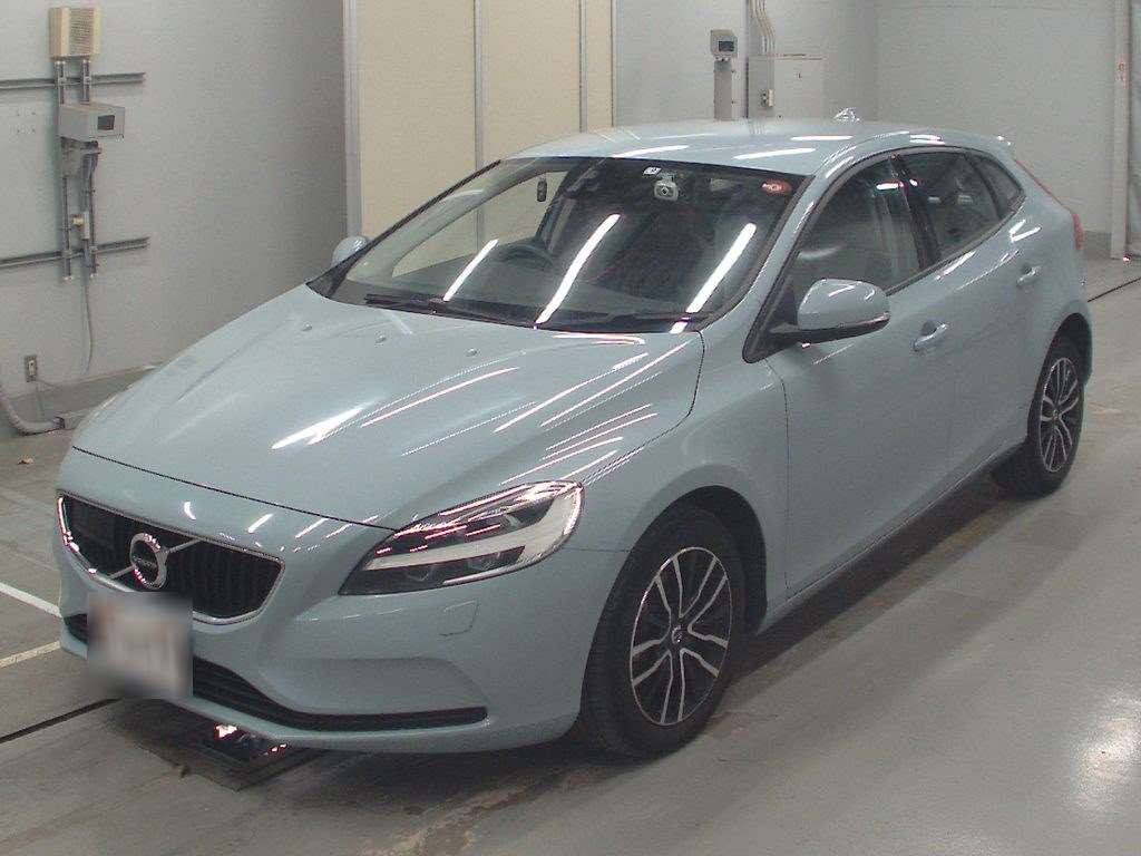 2019 Volvo V40 MB4154T[0]