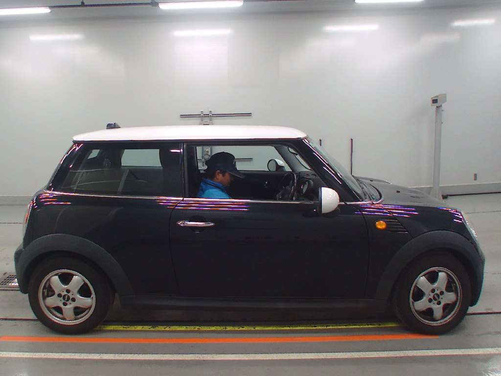 2007 Mini MINI MF16[2]