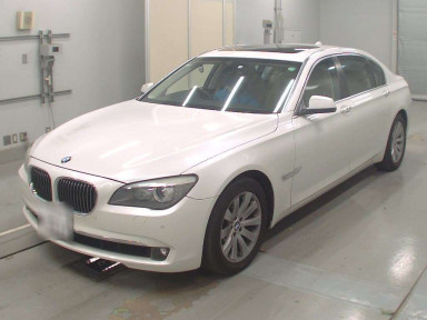 2012 BMW 7 Series