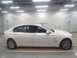 2012 BMW 7 Series