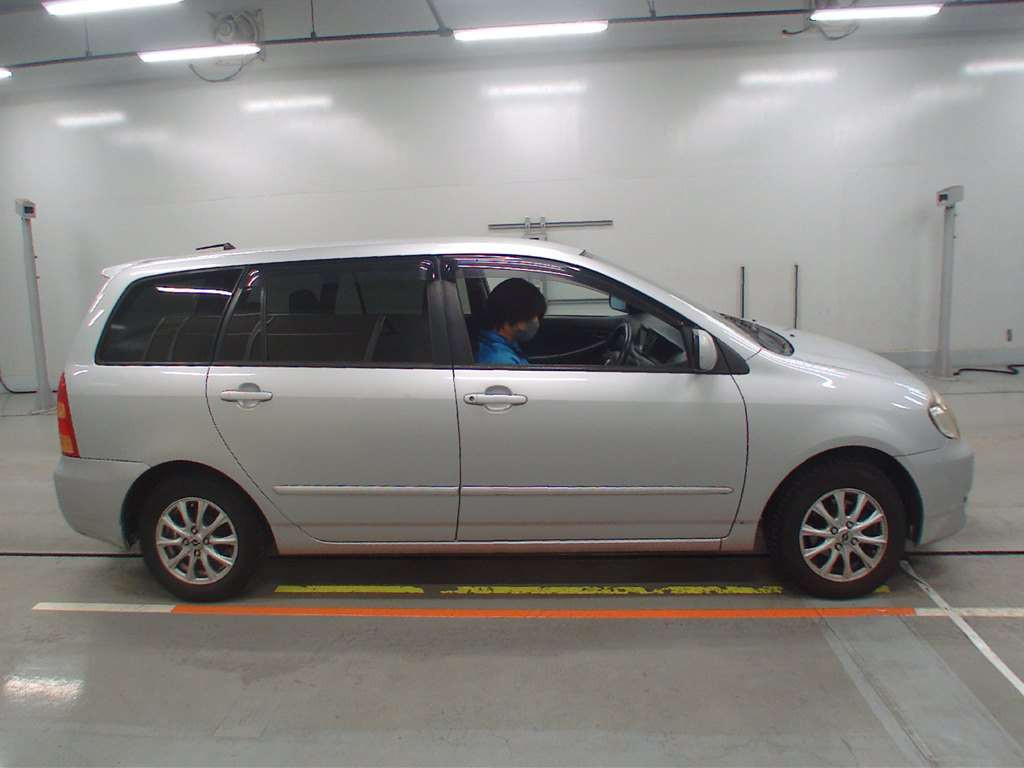 2004 Toyota Corolla Fielder NZE121G[2]