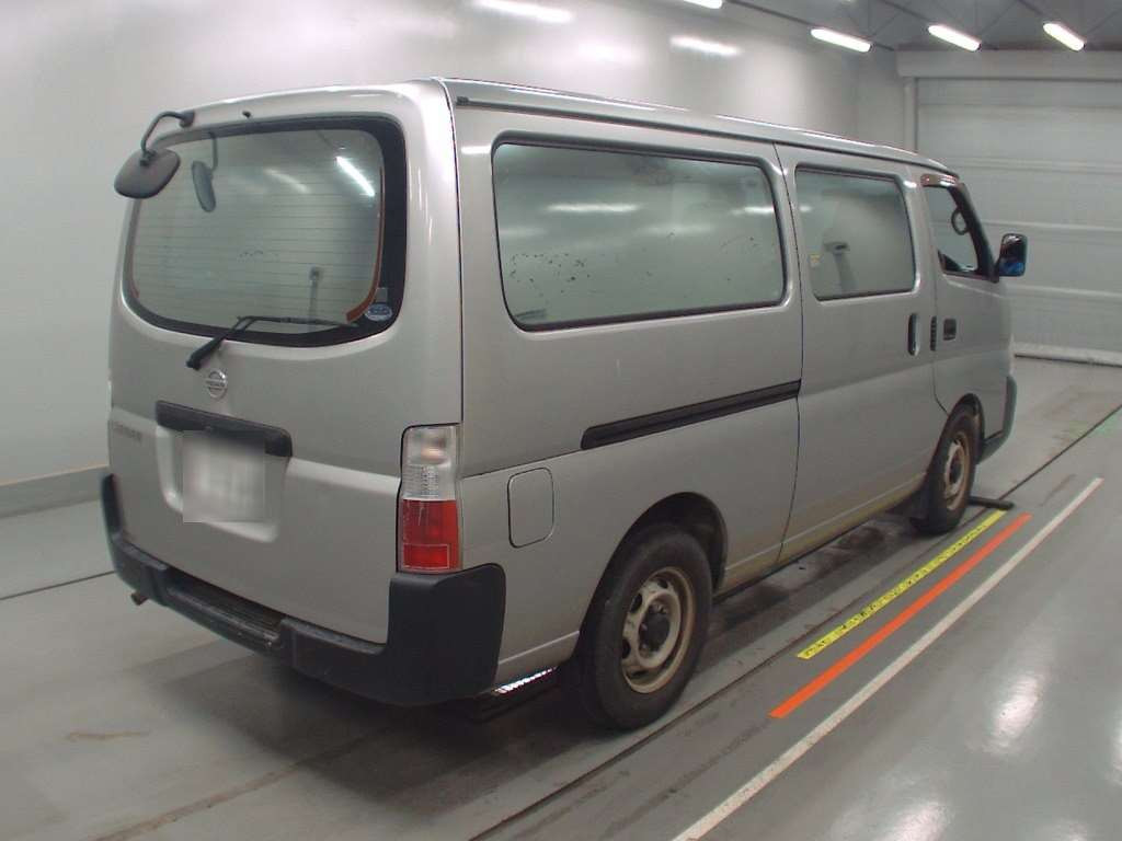 2005 Nissan Caravan Van CQGE25[1]