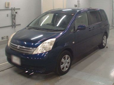 2005 Toyota Isis