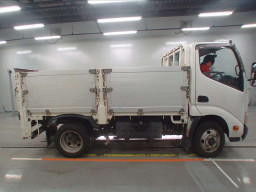 2011 Toyota Toyoace Truck