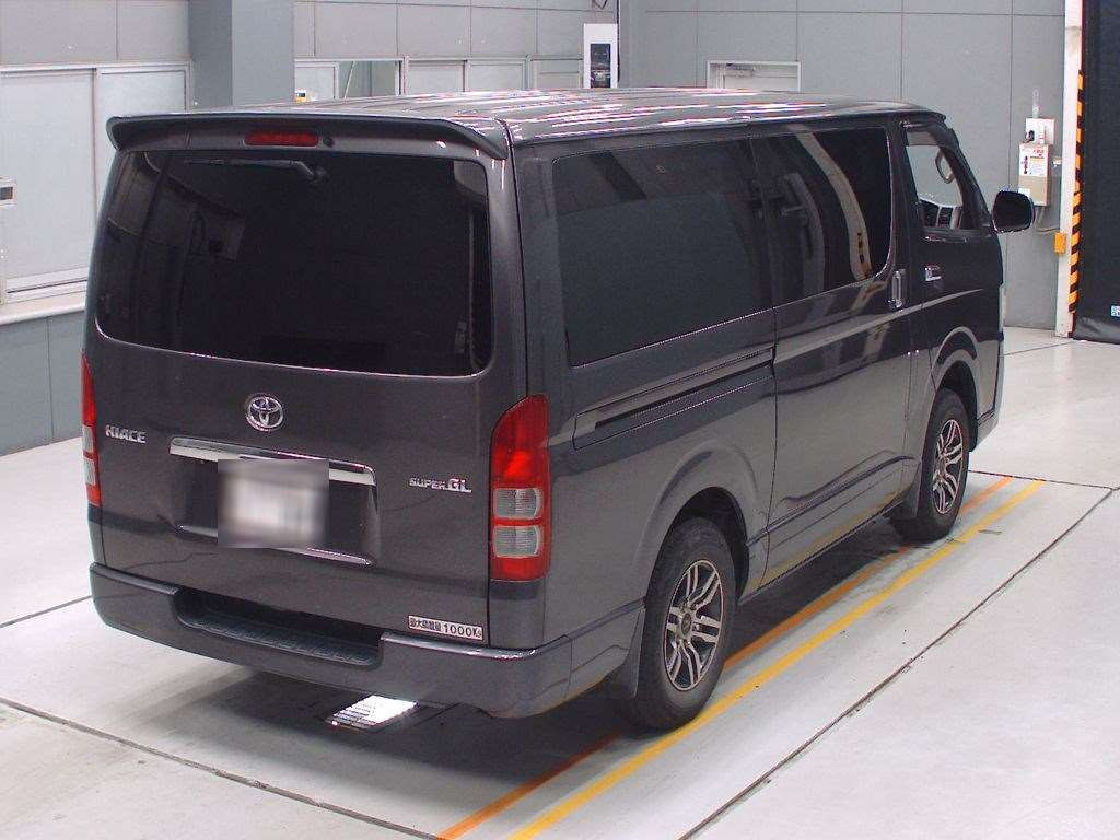 2013 Toyota Hiace Van KDH206V[1]