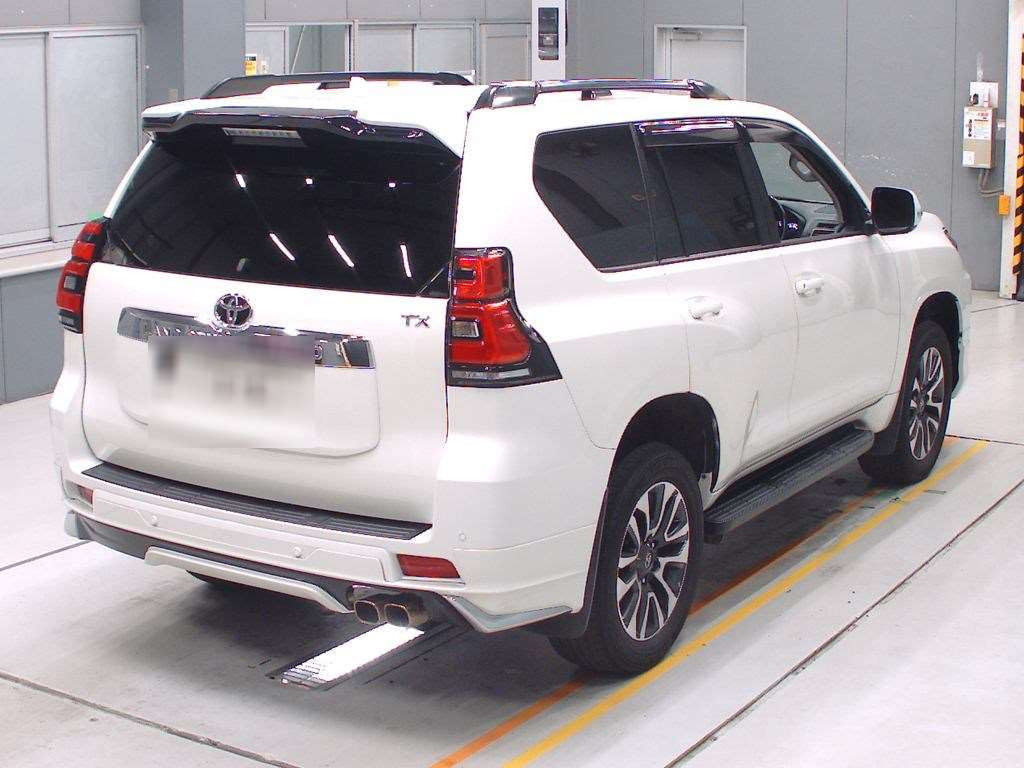 2022 Toyota Land Cruiser Prado TRJ150W[1]