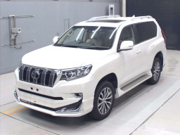 2020 Toyota Land Cruiser Prado