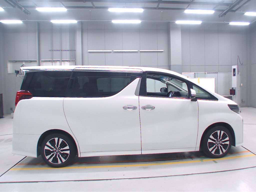 2022 Toyota Alphard AGH30W[2]