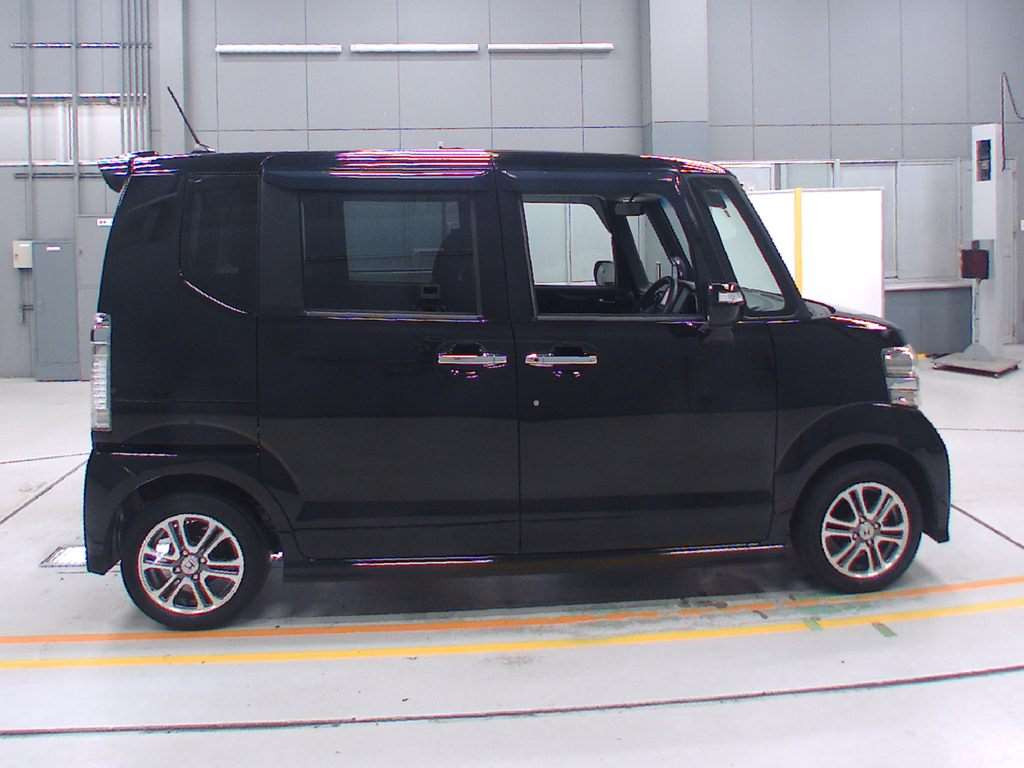 2014 Honda N-BOX CUSTOM JF1[2]