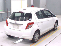 2011 Toyota Vitz