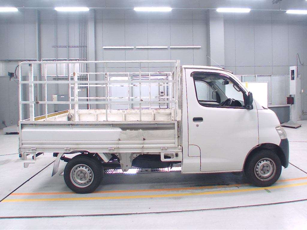 2017 Toyota Townace Truck S402U[2]