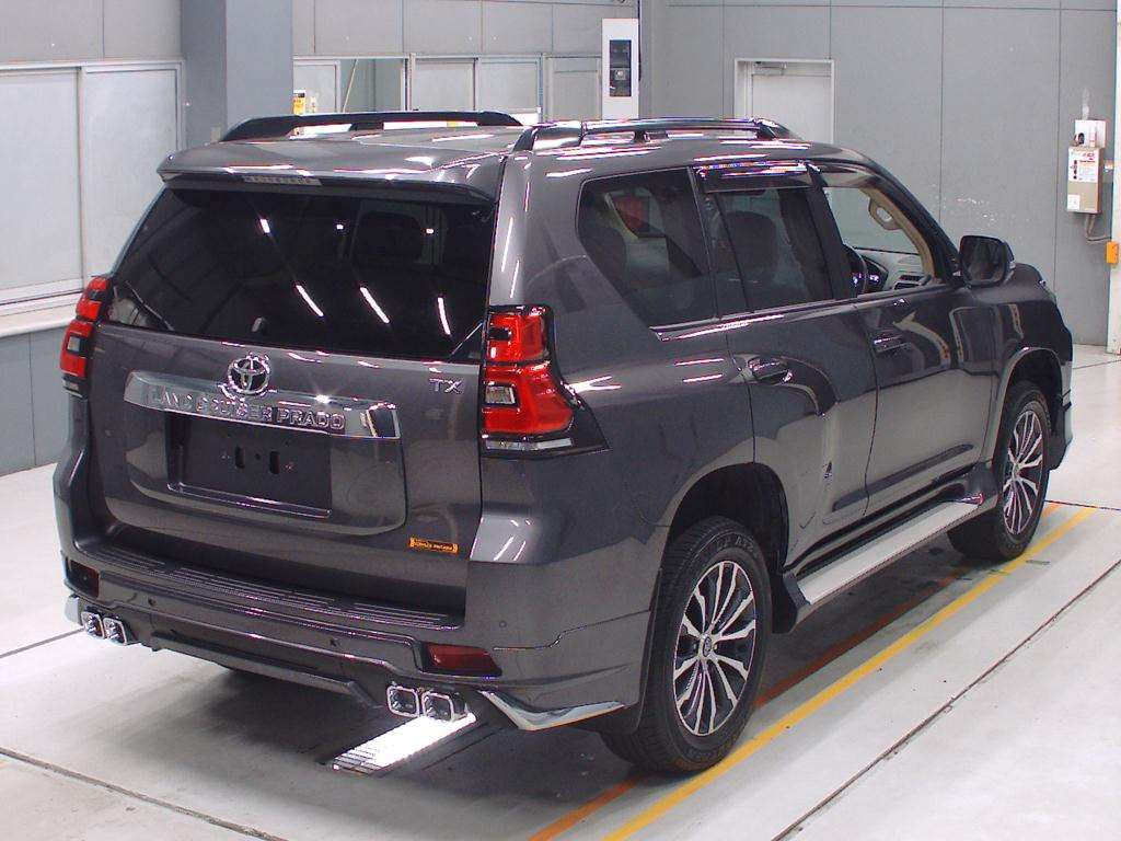 2020 Toyota Land Cruiser Prado TRJ150W[1]