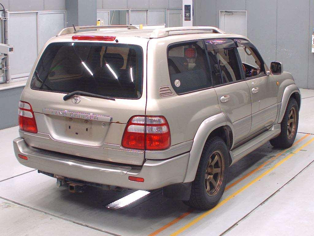 2002 Toyota Land Cruiser 100 HDJ101K[1]