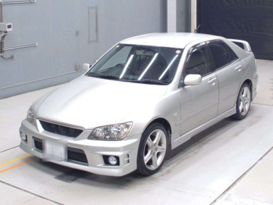 2004 Toyota Altezza