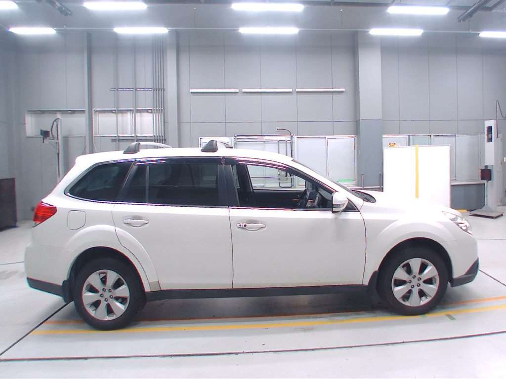 2010 Subaru Legacy Outback BR9[2]