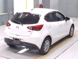 2015 Mazda Demio