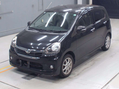 2015 Daihatsu Mira es