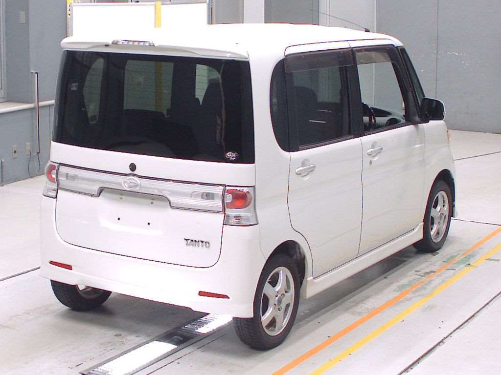 2009 Daihatsu Tanto Custom L375S[1]