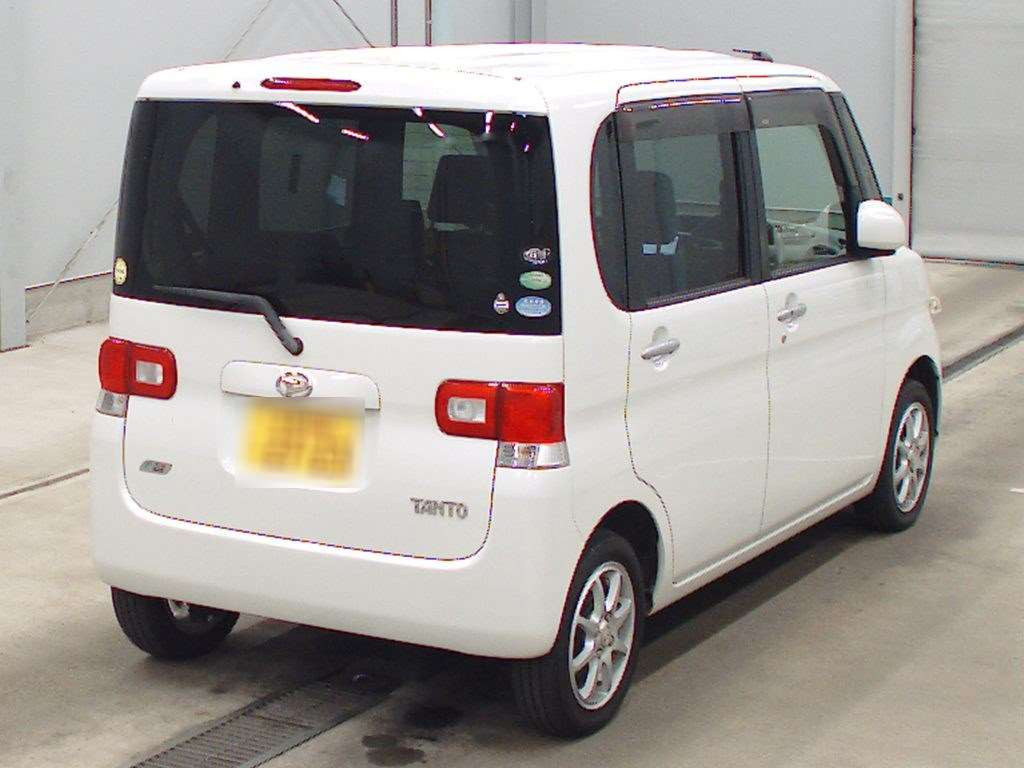 2012 Daihatsu Tanto L385S[1]