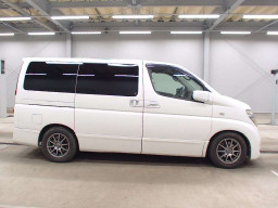 2003 Nissan Elgrand