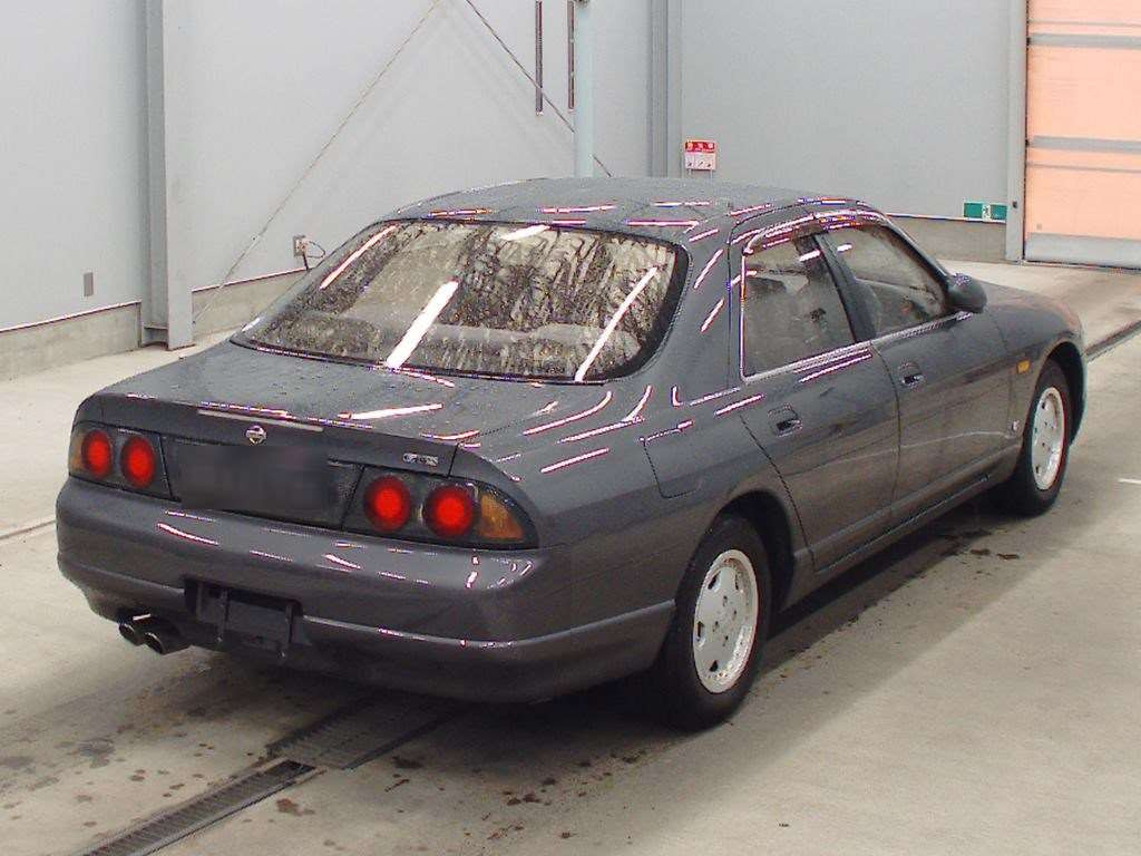 1994 Nissan Skyline HR33[1]