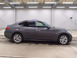 2009 Nissan Fuga