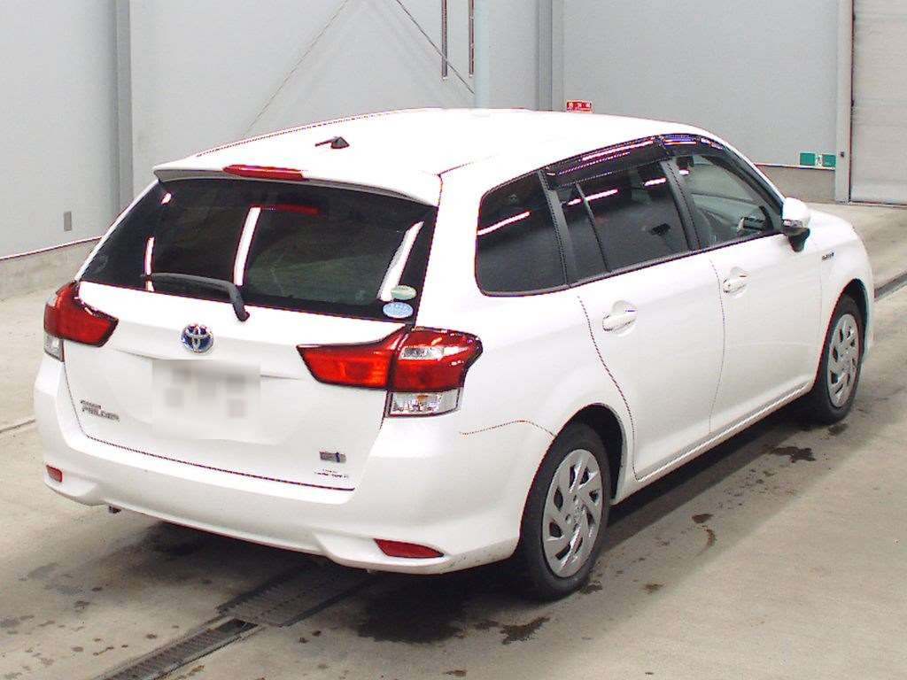 2019 Toyota Corolla Fielder NKE165G[1]