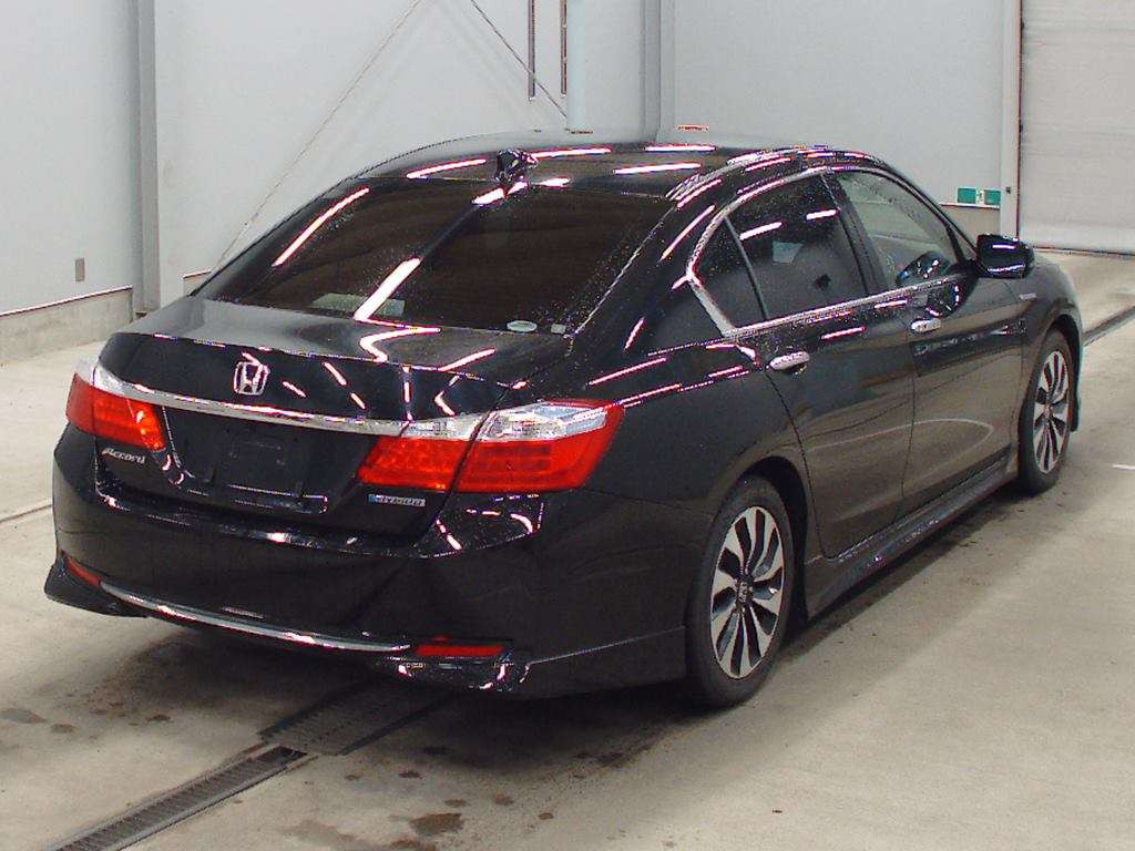 2013 Honda Accord Hybrid CR6[1]