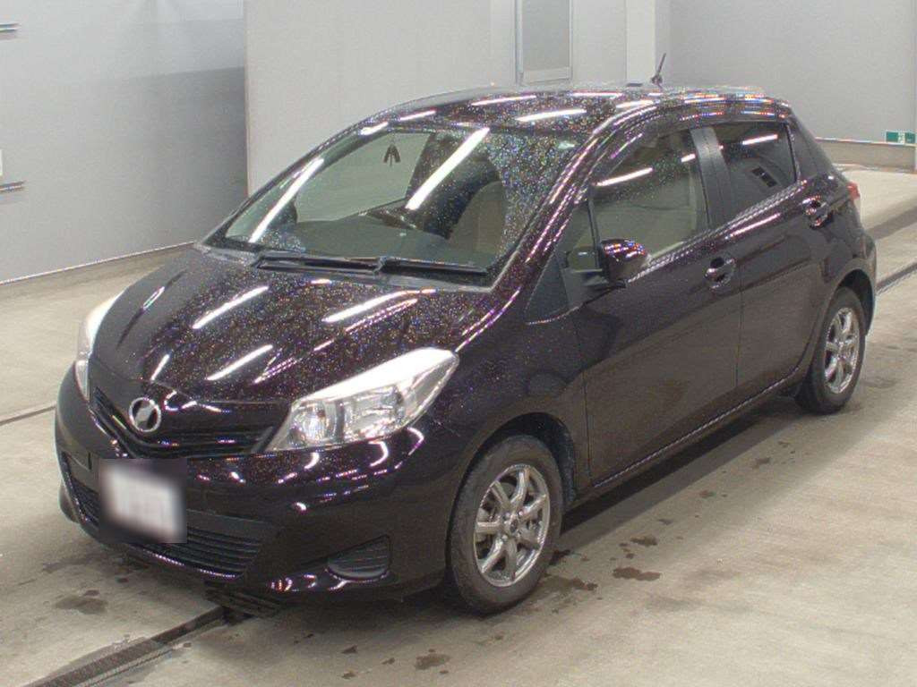 2013 Toyota Vitz NSP130[0]