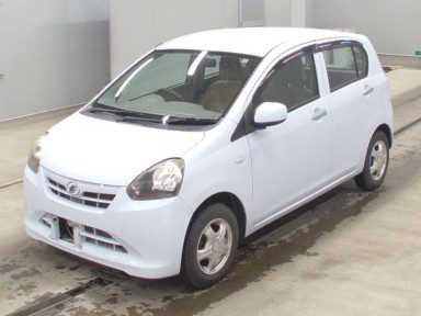 2011 Daihatsu Mira es