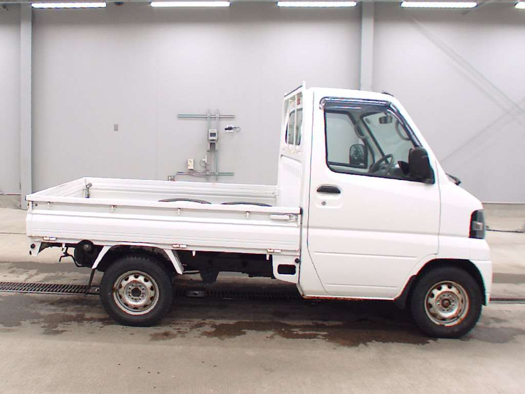 2009 Mitsubishi Minicab Truck U62T[2]