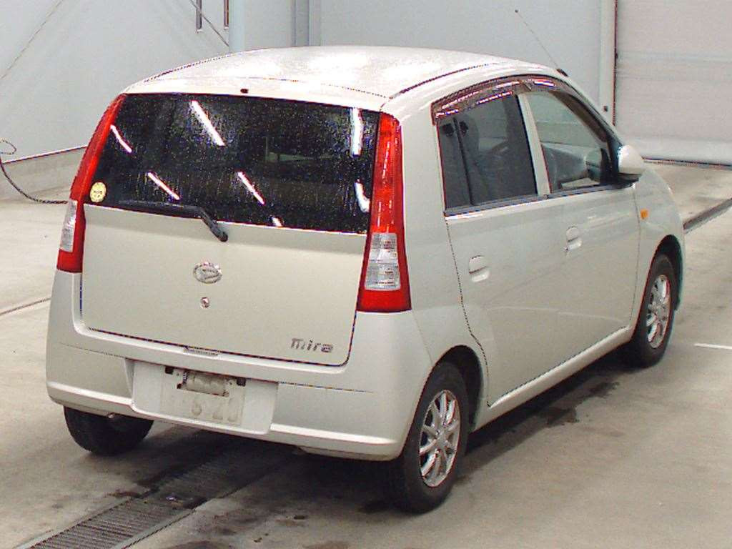 2004 Daihatsu Mira L260S[1]