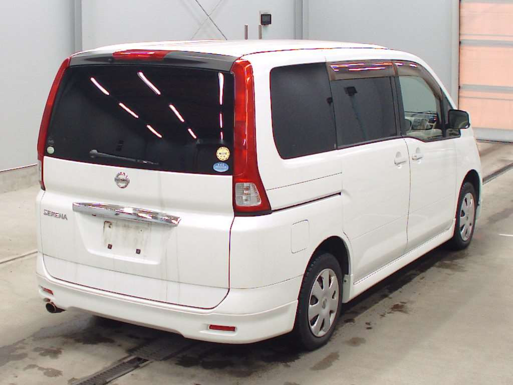 2005 Nissan Serena NC25[1]