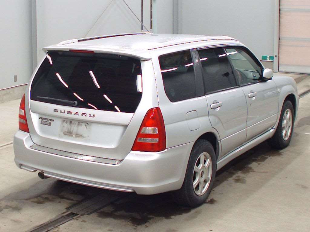 2004 Subaru Forester SG5[1]