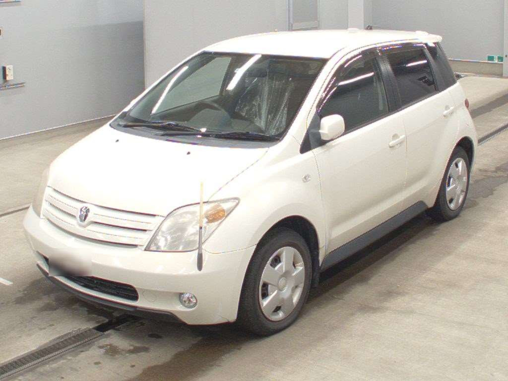 2002 Toyota IST NCP60[0]