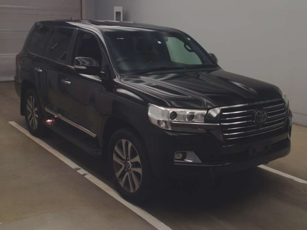 2016 Toyota Land Cruiser URJ202W[2]