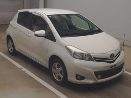 2013 Toyota Vitz