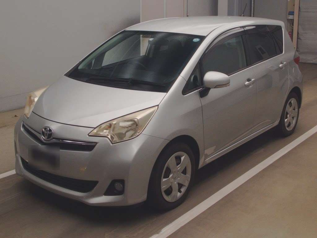 2011 Toyota Ractis NCP120[0]