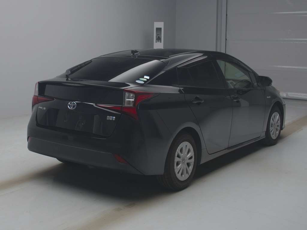 2019 Toyota Prius ZVW51[1]