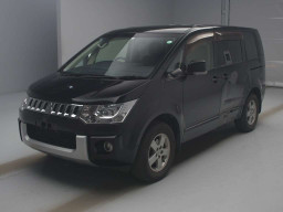 2016 Mitsubishi Delica D5