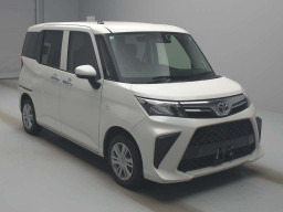 2021 Toyota Roomy