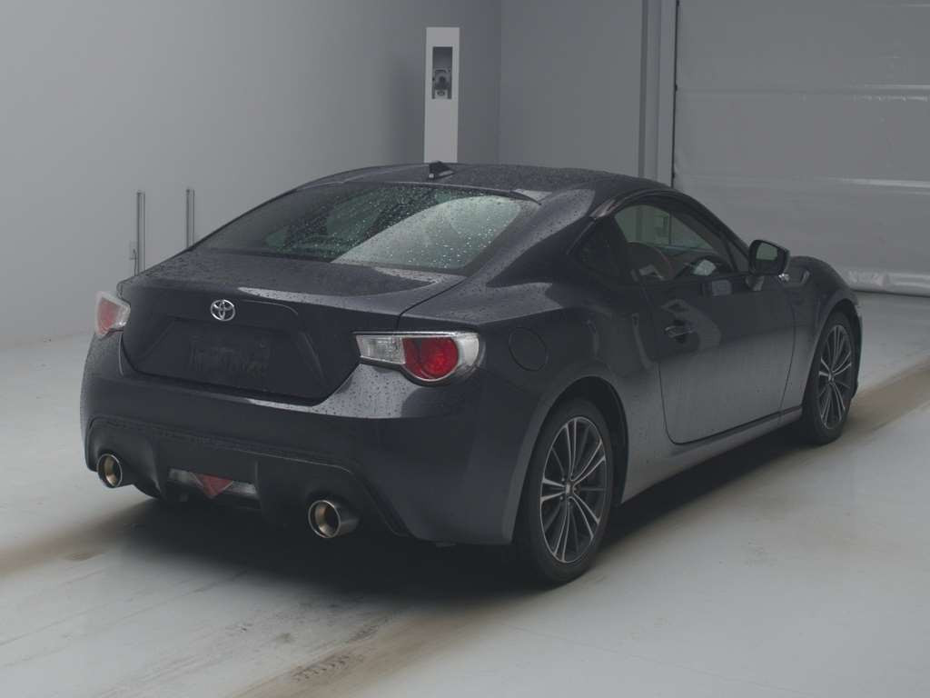 2014 Toyota 86 ZN6[1]